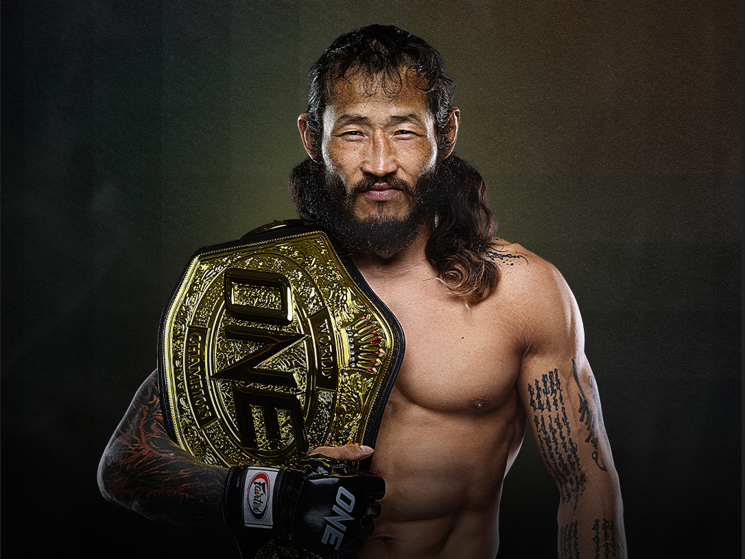 Б.Энх-Оргилд ”Бэлтгэлийн клуб” тохижуулж өгөхөө амлажээ